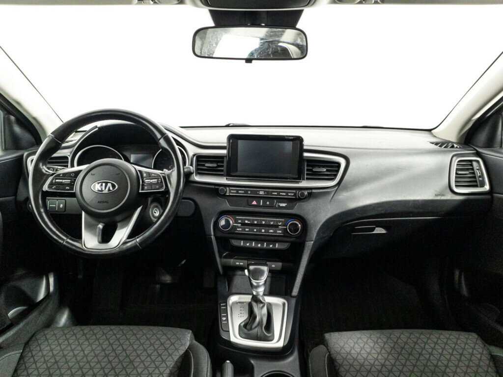 Kia Ceed 2019 года с пробегом. Фото: #12