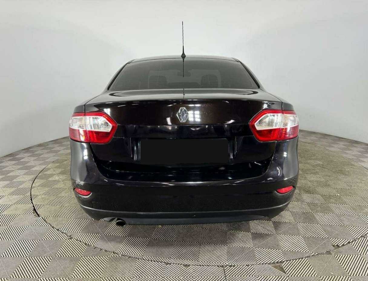 Renault Fluence 2014 года с пробегом. Фото: #2