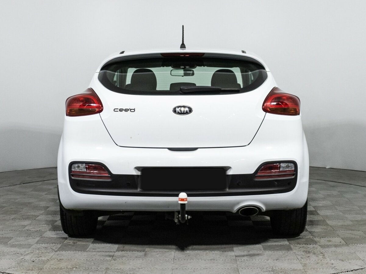 Kia Ceed 2013 года с пробегом. Фото: #5