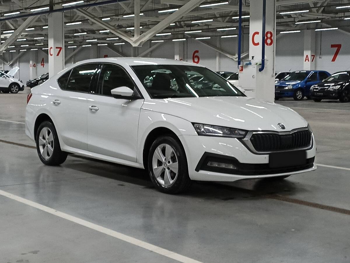 Skoda Octavia 2021 года с пробегом. Фото: #2