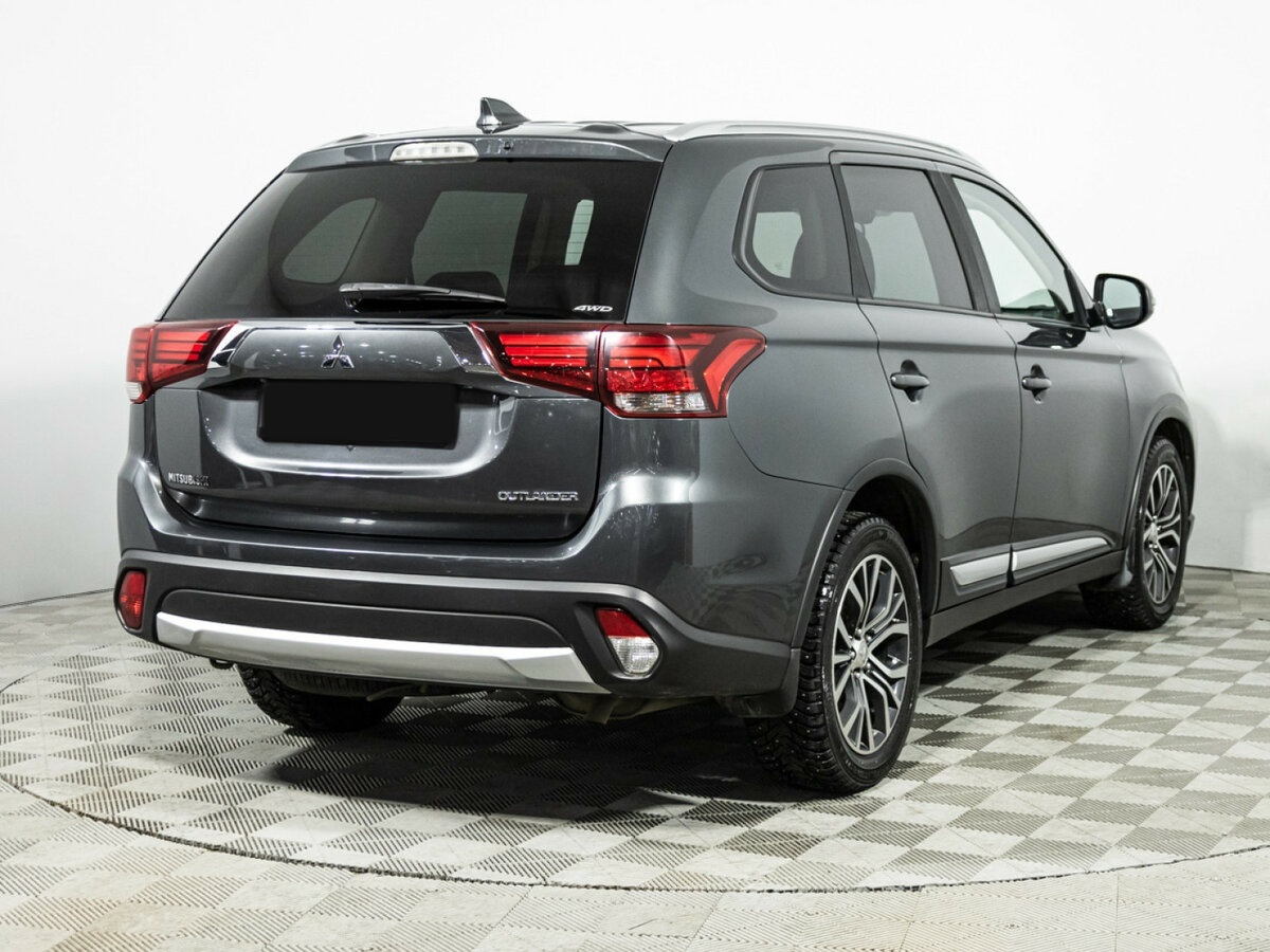 Mitsubishi Outlander 2017 года с пробегом. Фото: #4