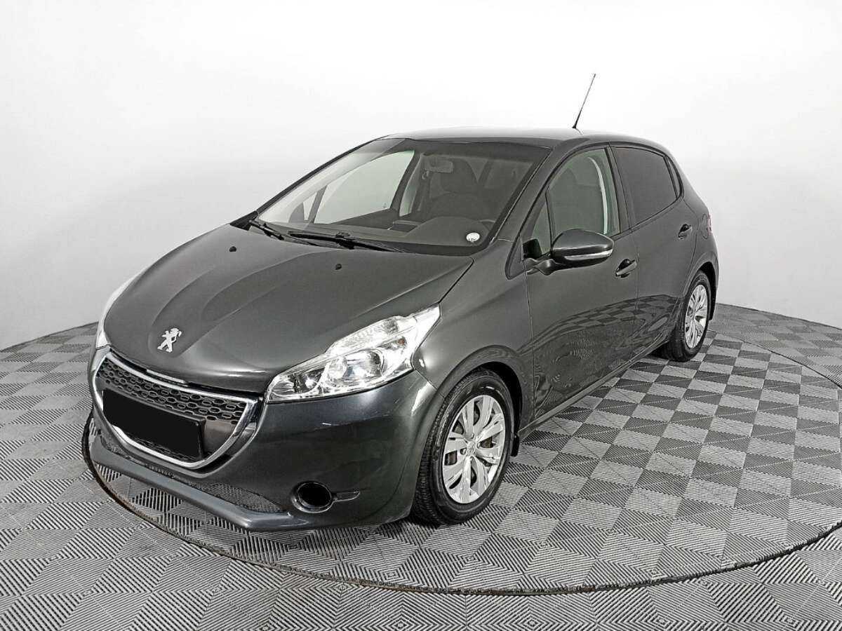 Peugeot 208 2013 года с пробегом. Фото: #0