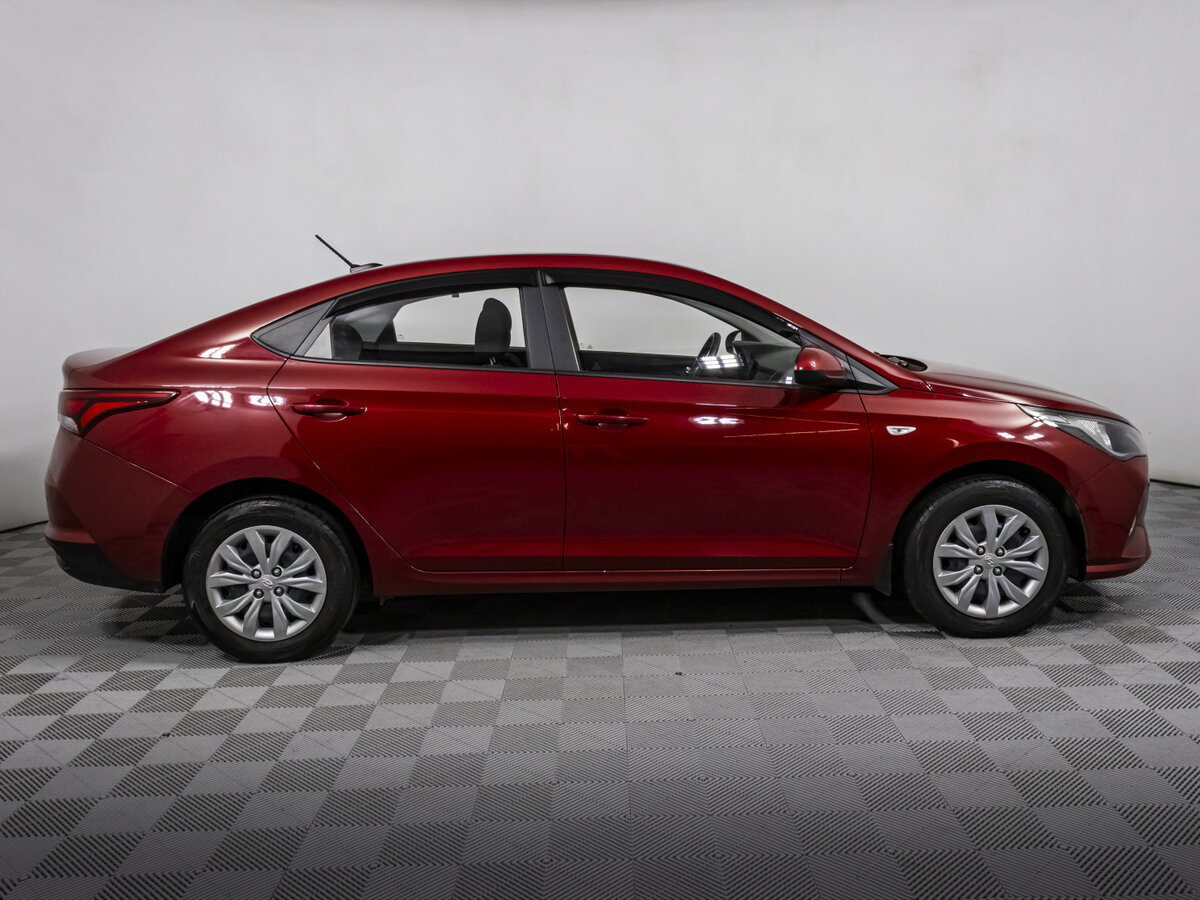 Hyundai Solaris 2020 года с пробегом. Фото: #3