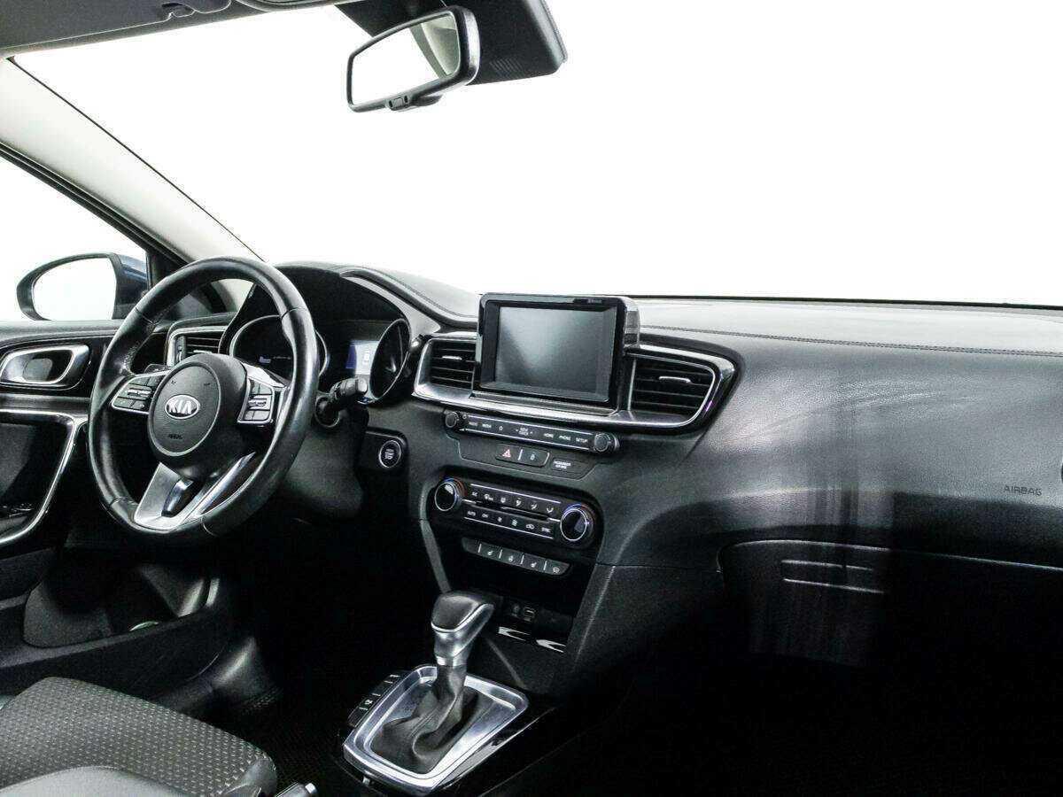 Kia Ceed 2019 года с пробегом. Фото: #8
