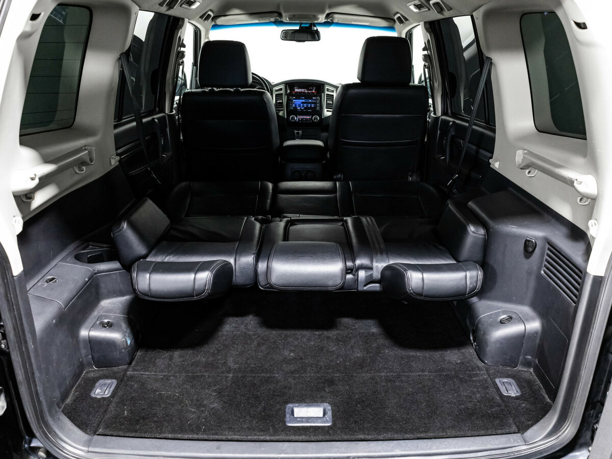 Mitsubishi Pajero 2014 года с пробегом. Фото: #21