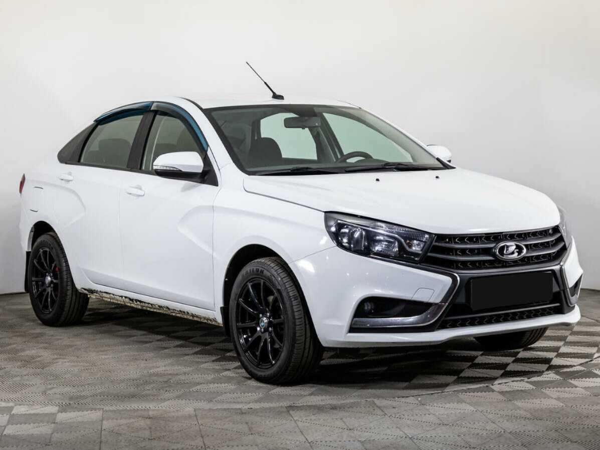 Lada (ВАЗ) Vesta 2017 года с пробегом. Фото: #2