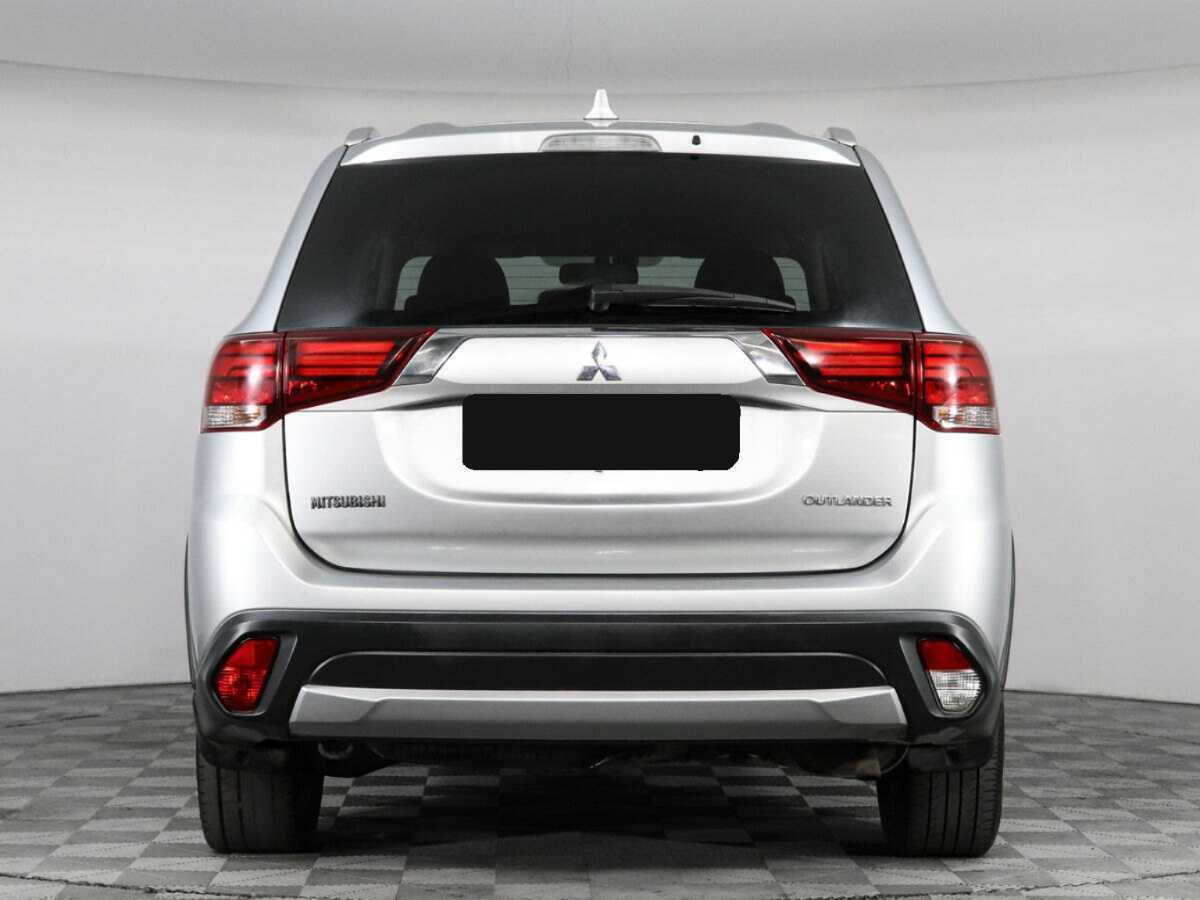 Mitsubishi Outlander 2017 года с пробегом. Фото: #5