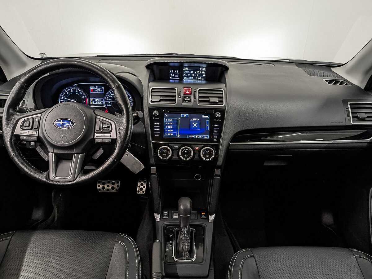 Subaru Forester 2018 года с пробегом. Фото: #13
