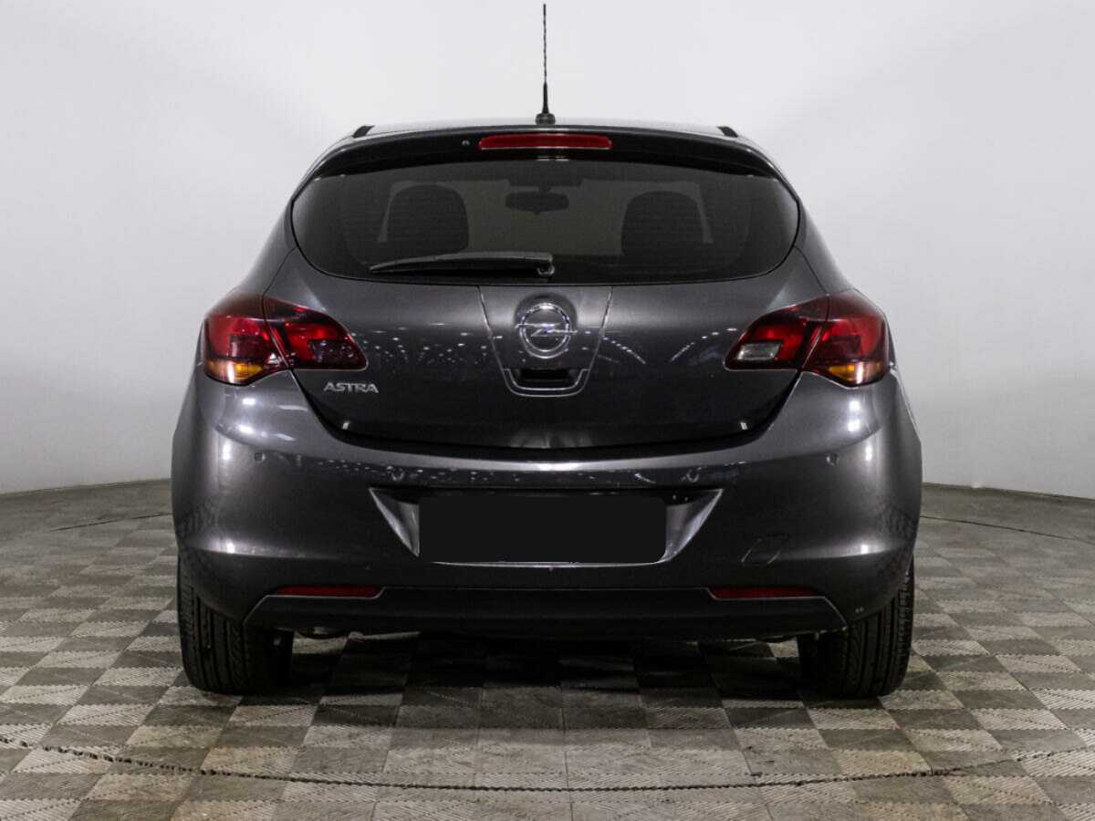 Opel Astra 2012 года с пробегом. Фото: #5