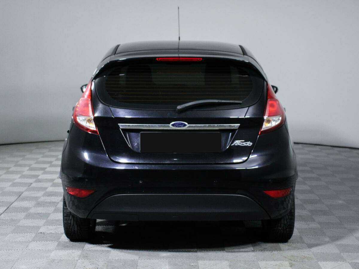 Ford Fiesta 2015 года с пробегом. Фото: #5