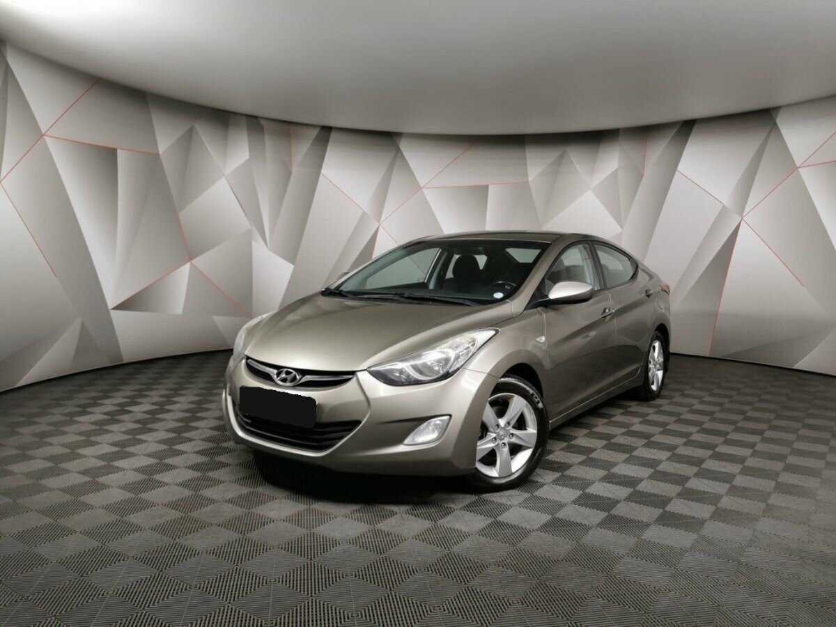 Hyundai Elantra 2012 года с пробегом. Посмотреть фото