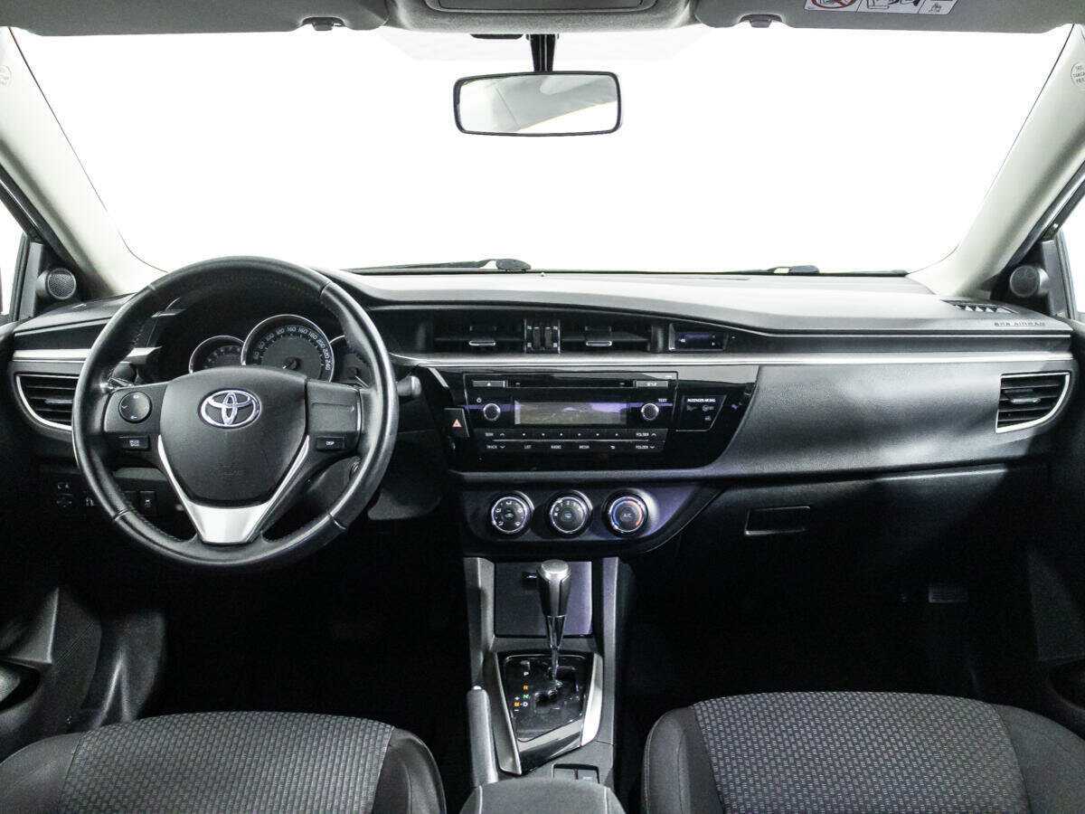 Toyota Corolla 2013 года с пробегом. Фото: #12