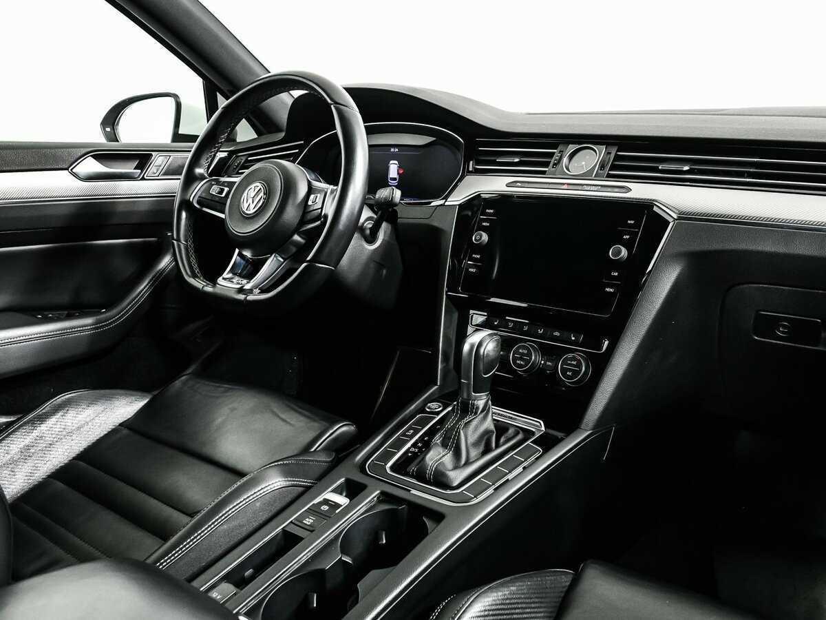 Volkswagen Passat 2019 года с пробегом. Фото: #8