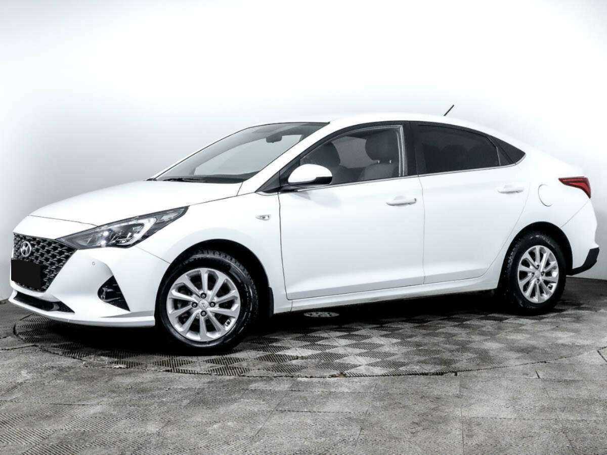 Hyundai Solaris 2020 года с пробегом. Посмотреть фото