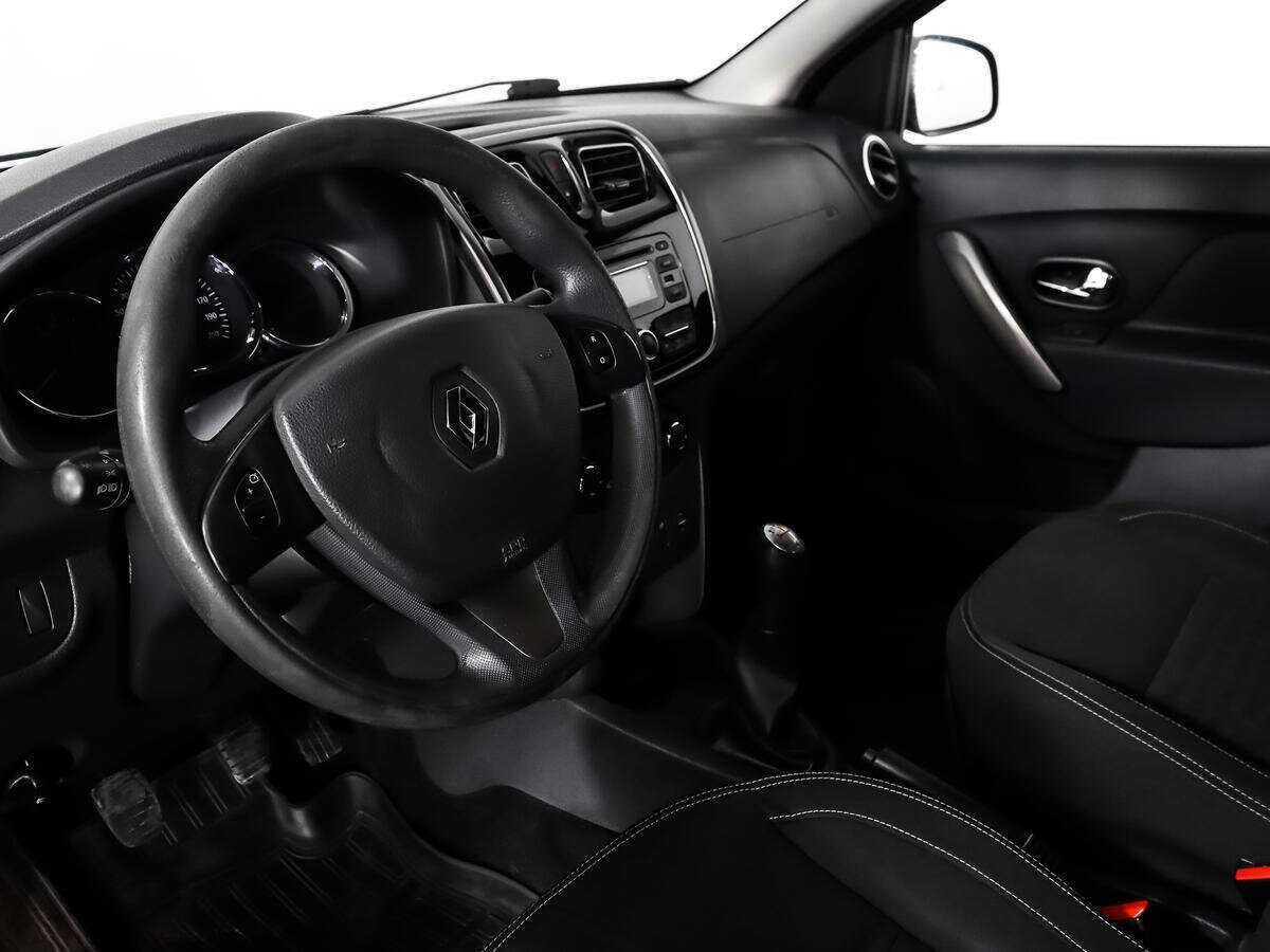 Renault Logan 2014 года с пробегом. Фото: #8