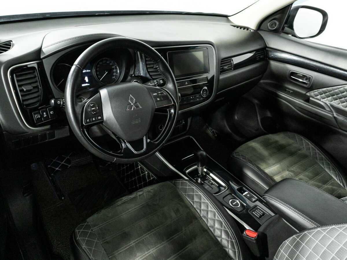 Mitsubishi Outlander 2019 года с пробегом. Фото: #10