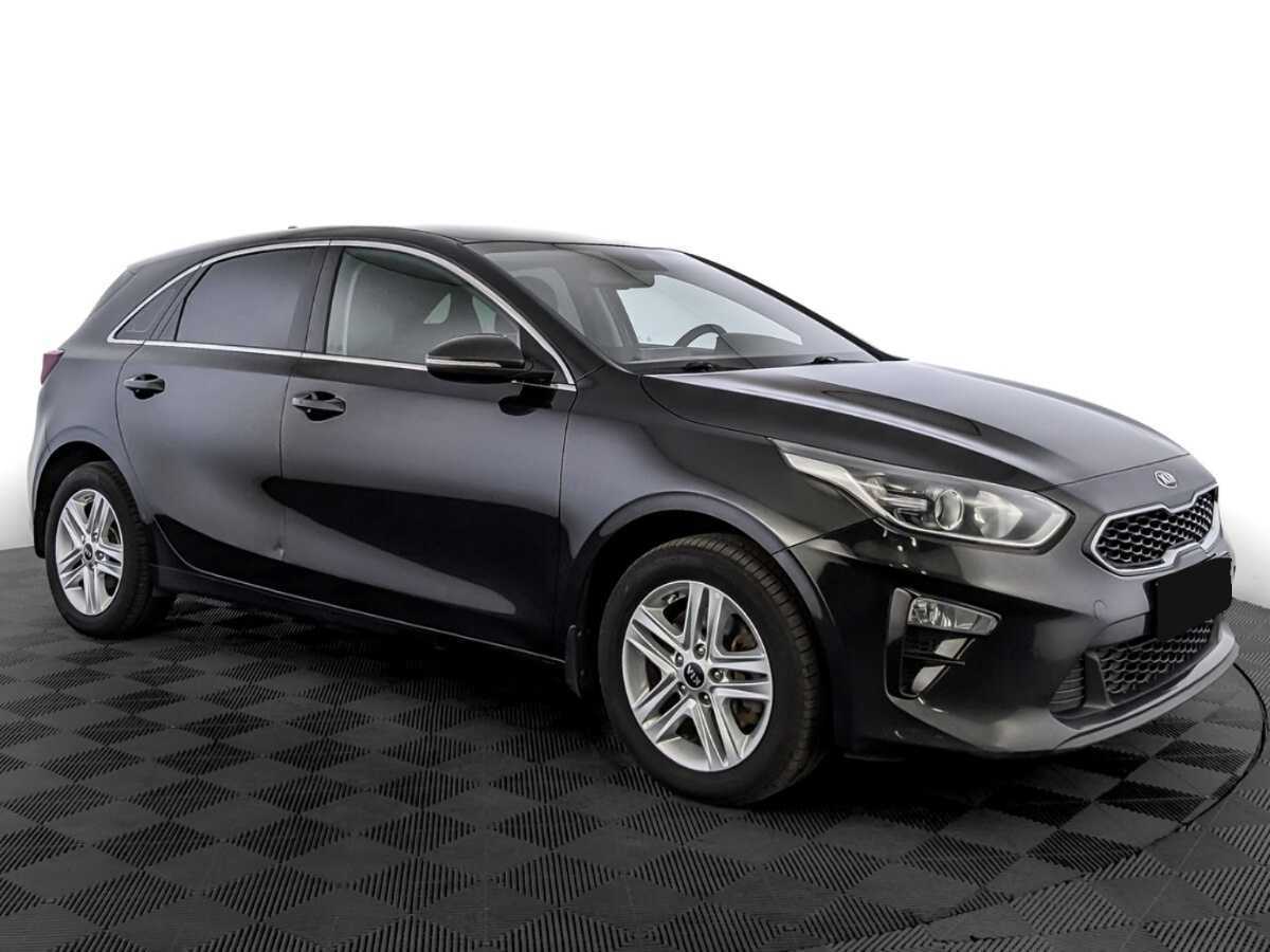 Kia Ceed 2019 года с пробегом. Фото: #2