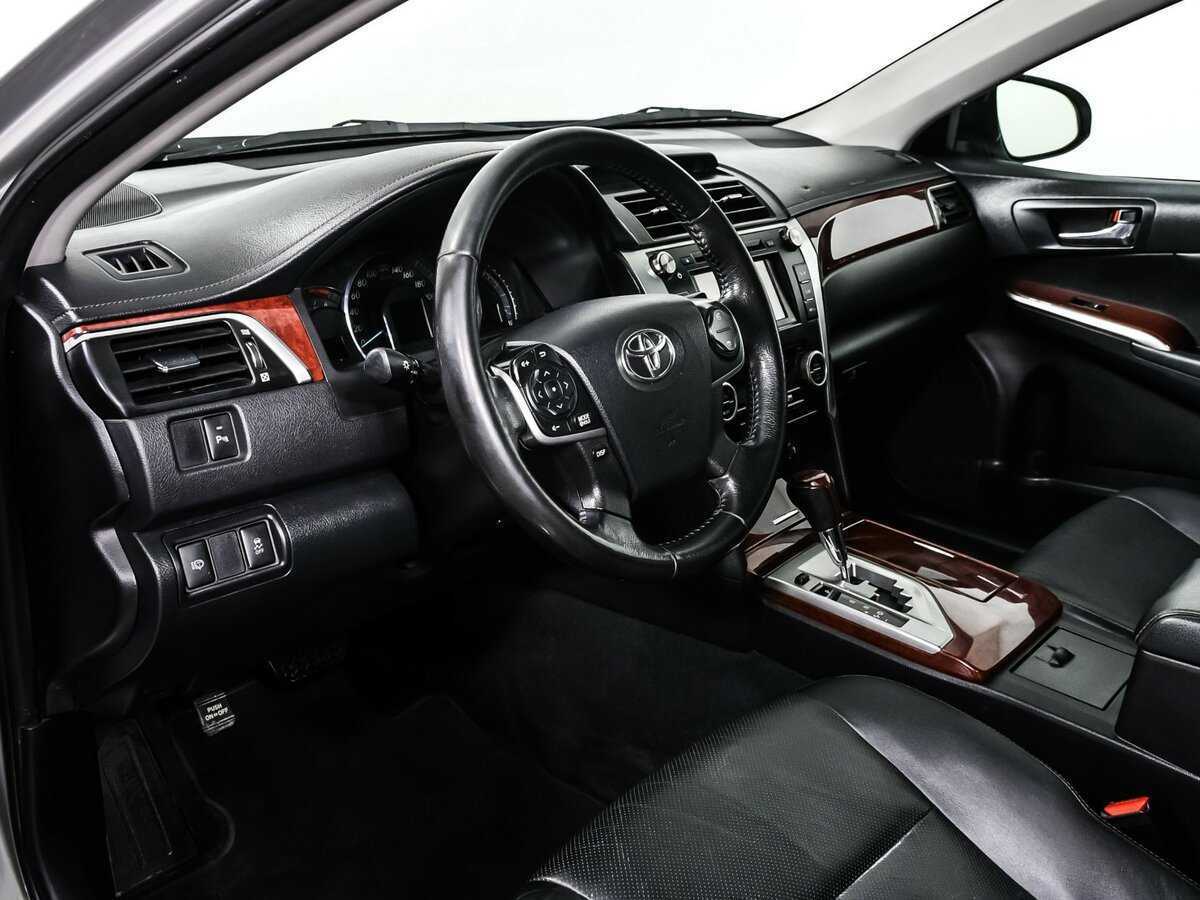 Toyota Camry 2014 года с пробегом. Фото: #11