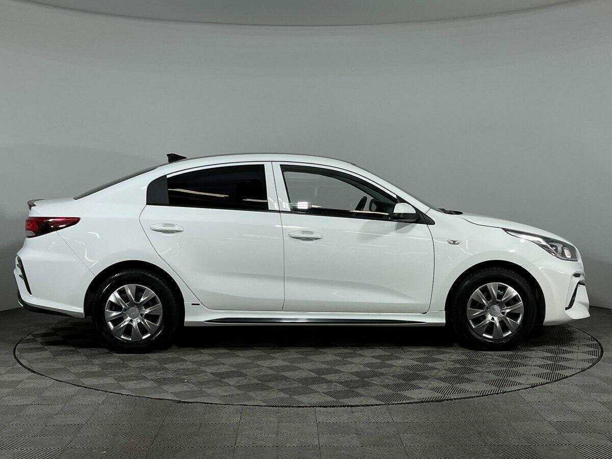 Kia Rio 2018 года с пробегом. Фото: #3
