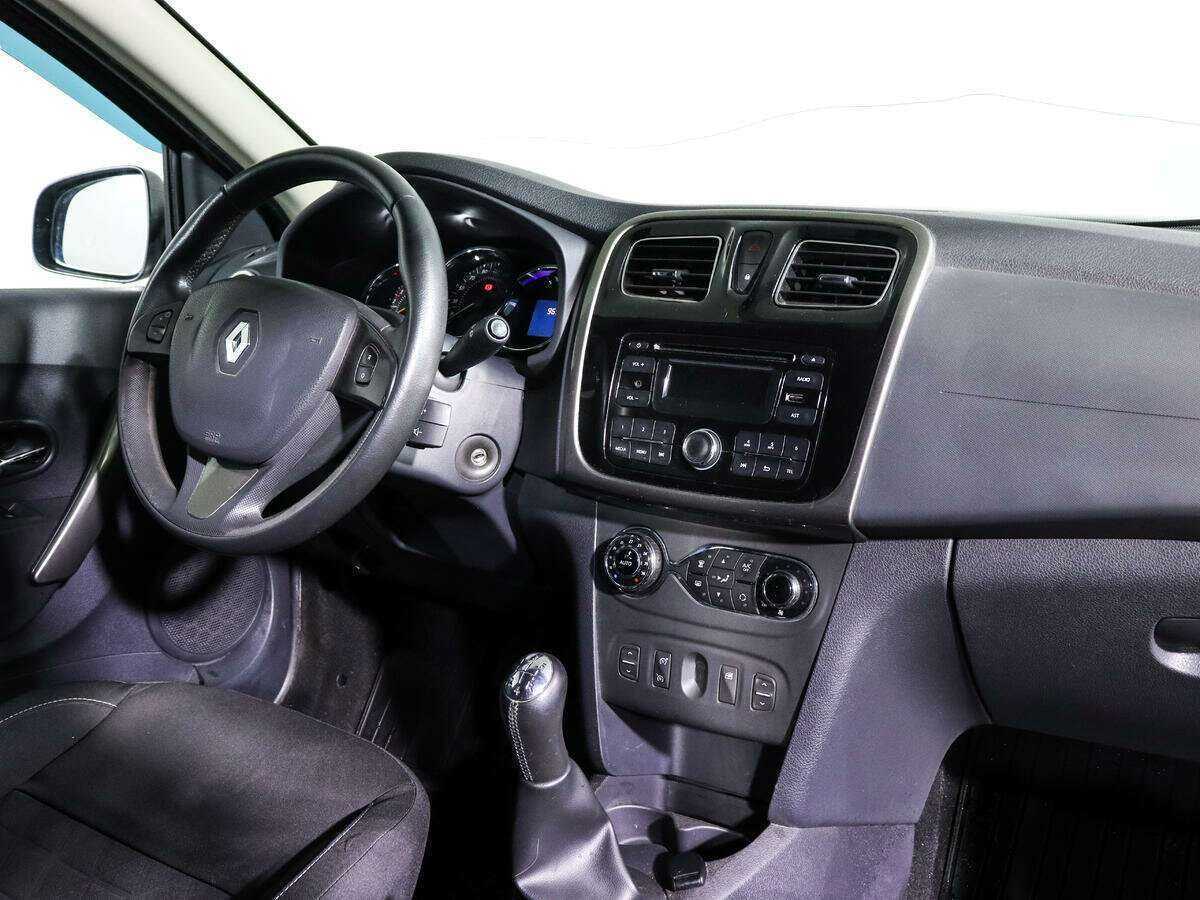 Renault Sandero 2016 года с пробегом. Фото: #6