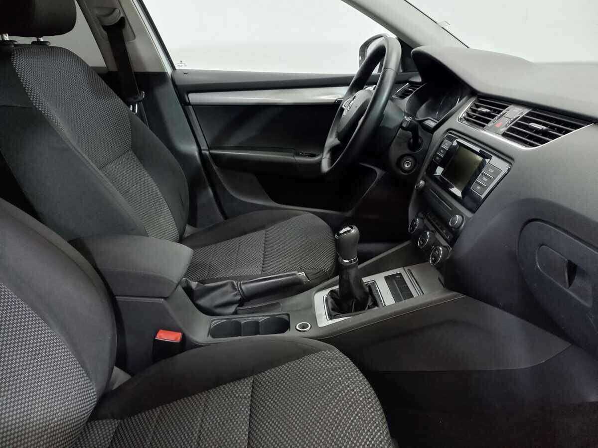 Skoda Octavia 2015 года с пробегом. Фото: #9