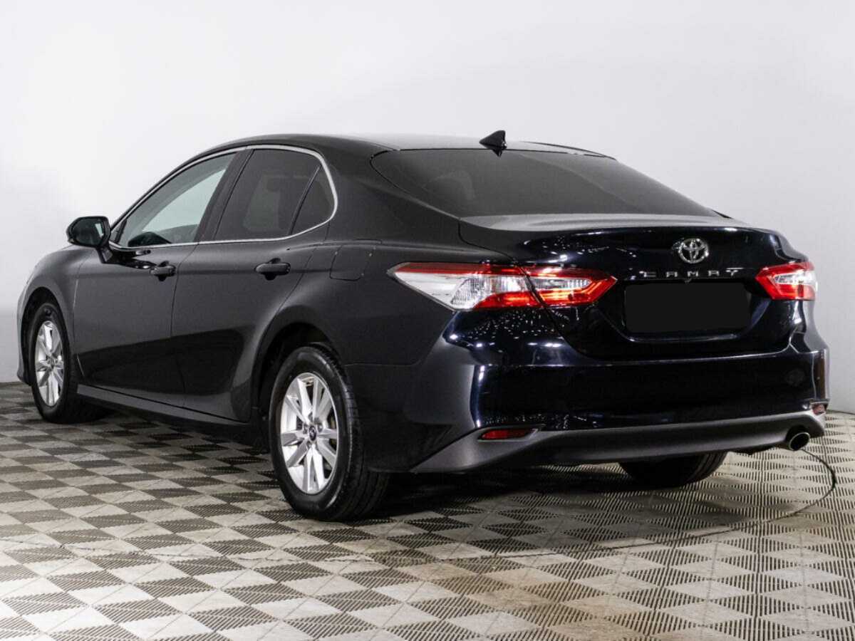Toyota Camry 2018 года с пробегом. Фото: #6