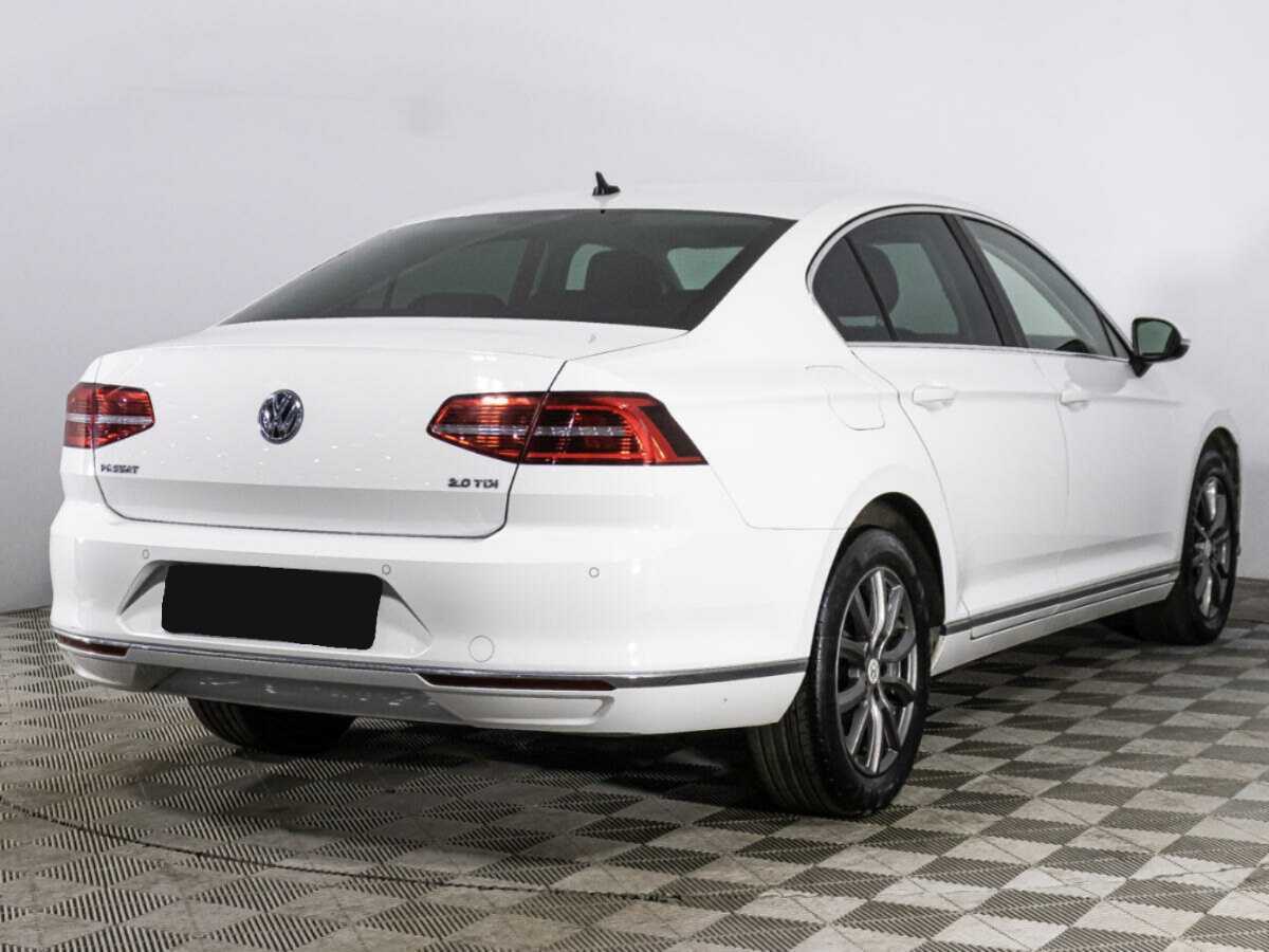 Volkswagen Passat 2017 года с пробегом. Фото: #4
