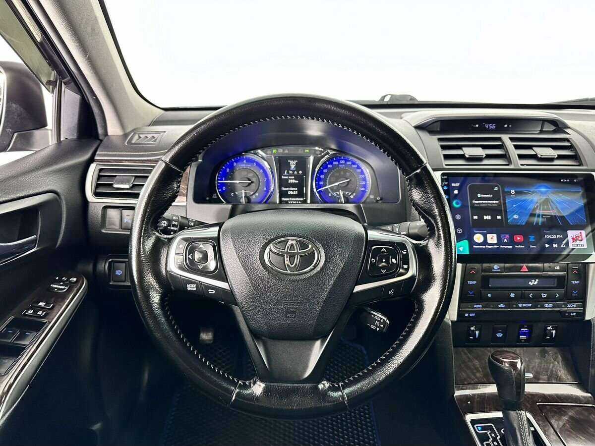 Toyota Camry 2016 года с пробегом. Фото: #9