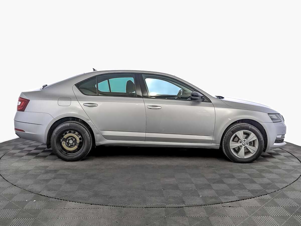 Skoda Octavia 2018 года с пробегом. Фото: #3