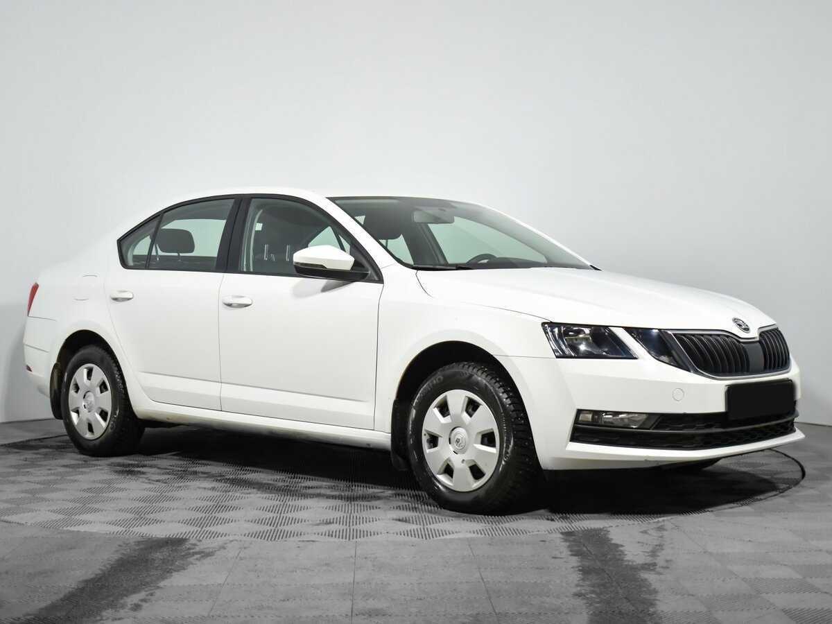 Skoda Octavia 2019 года с пробегом. Фото: #2