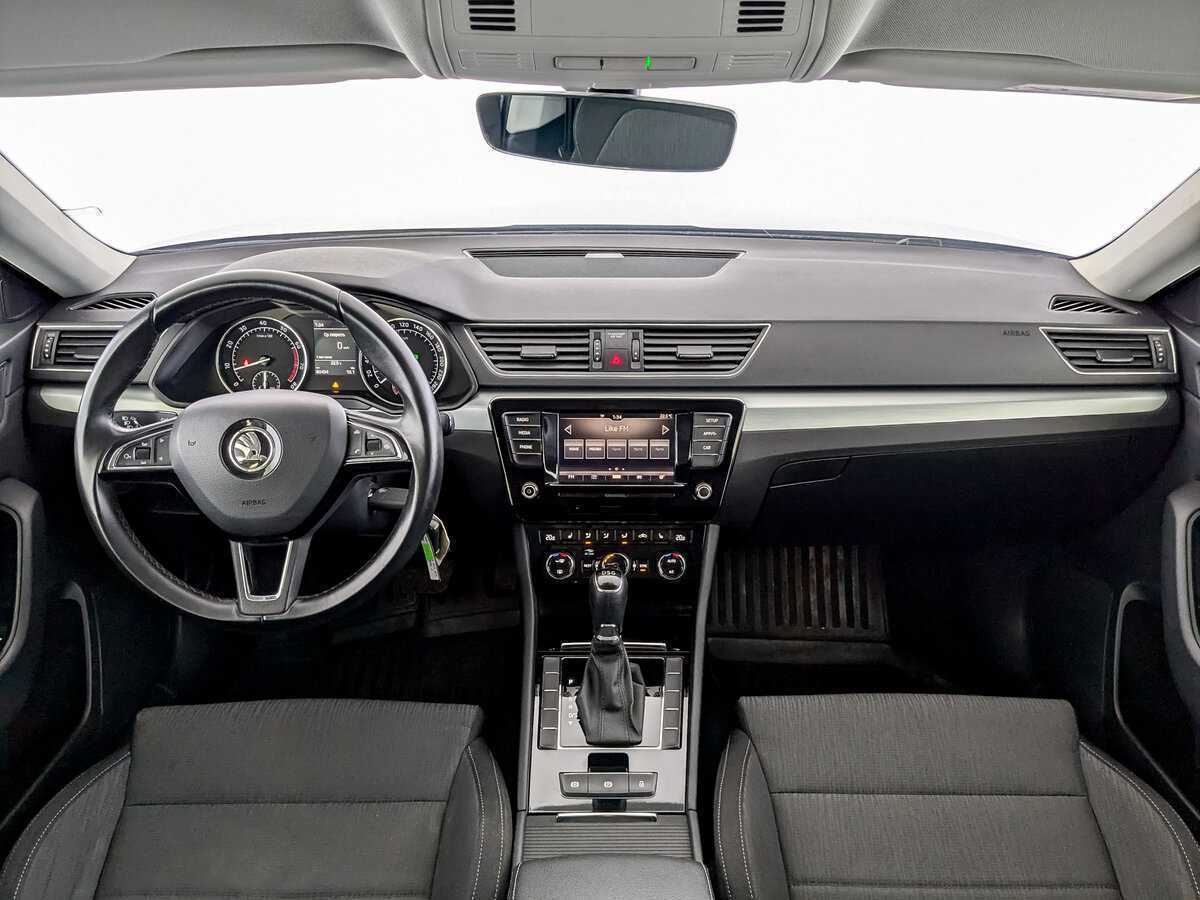 Skoda Superb 2018 года с пробегом. Фото: #13