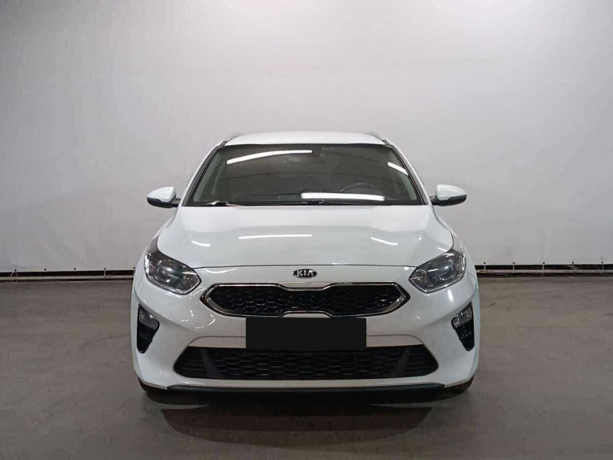 Kia Ceed 2021 года с пробегом. Фото: #1