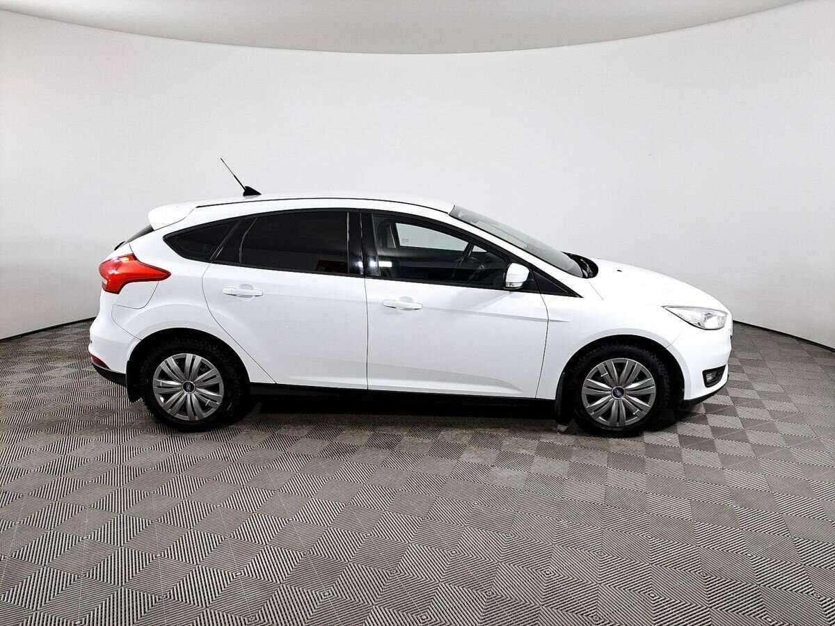 Ford Focus 2018 года с пробегом. Фото: #3