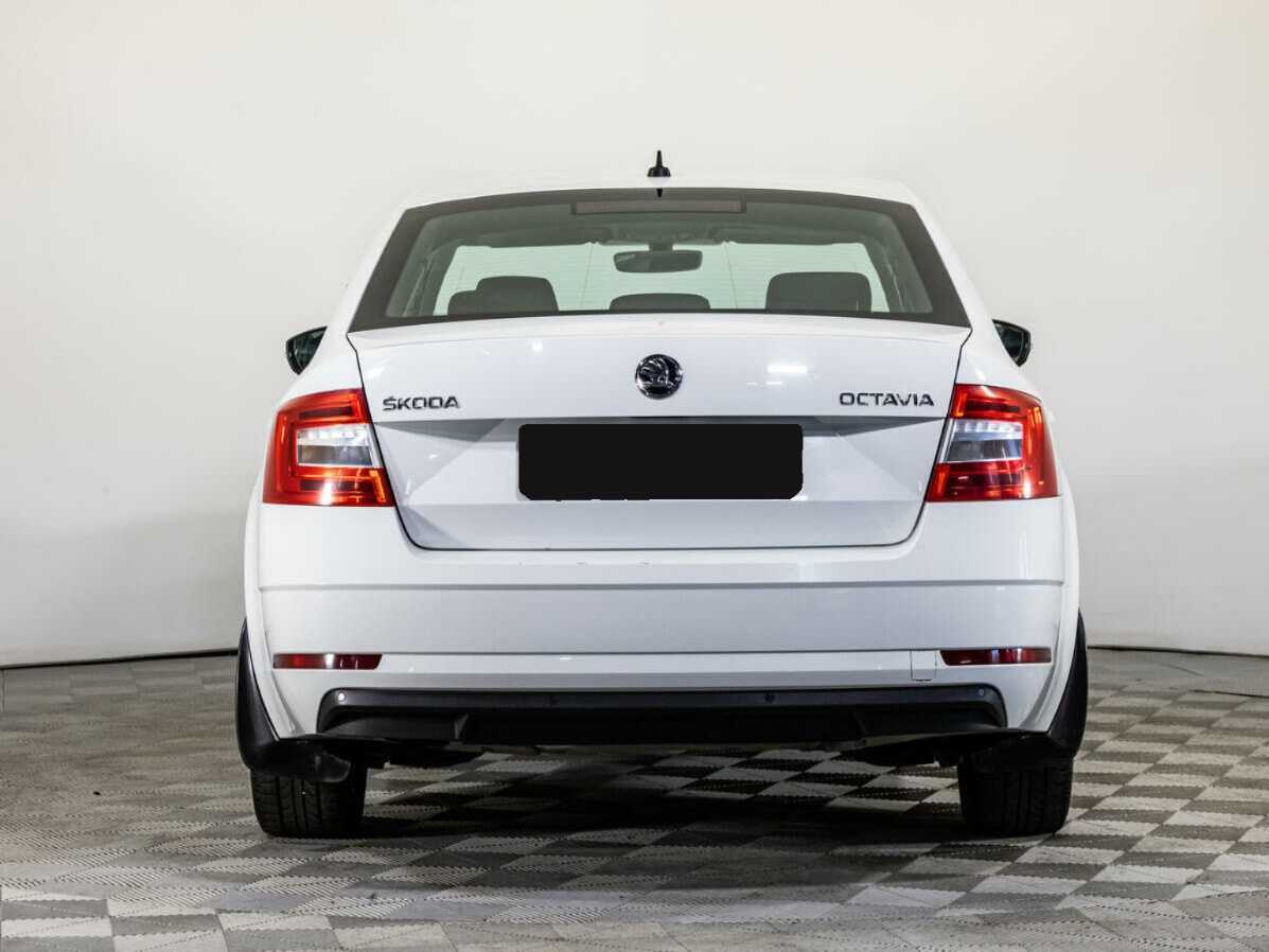 Skoda Octavia 2019 года с пробегом. Фото: #4