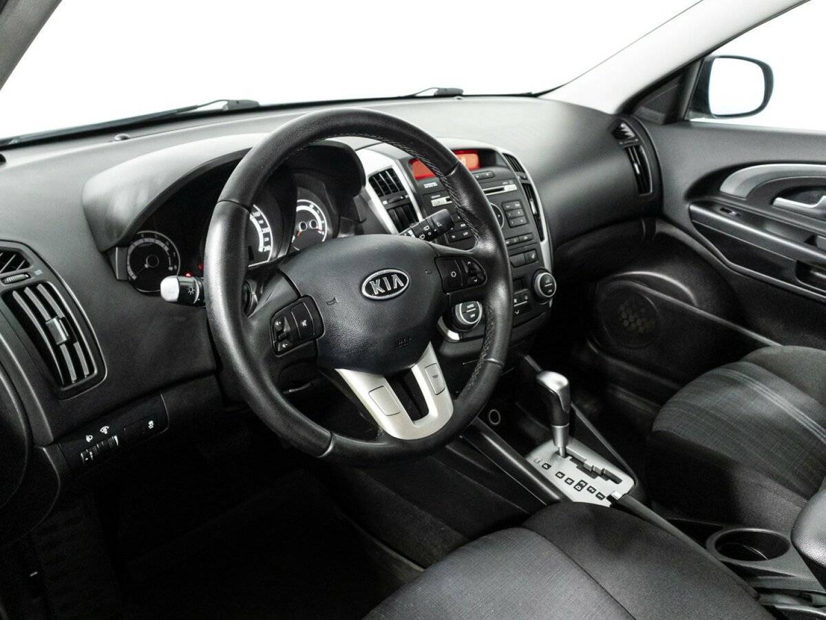 Kia Ceed 2012 года с пробегом. Фото: #10