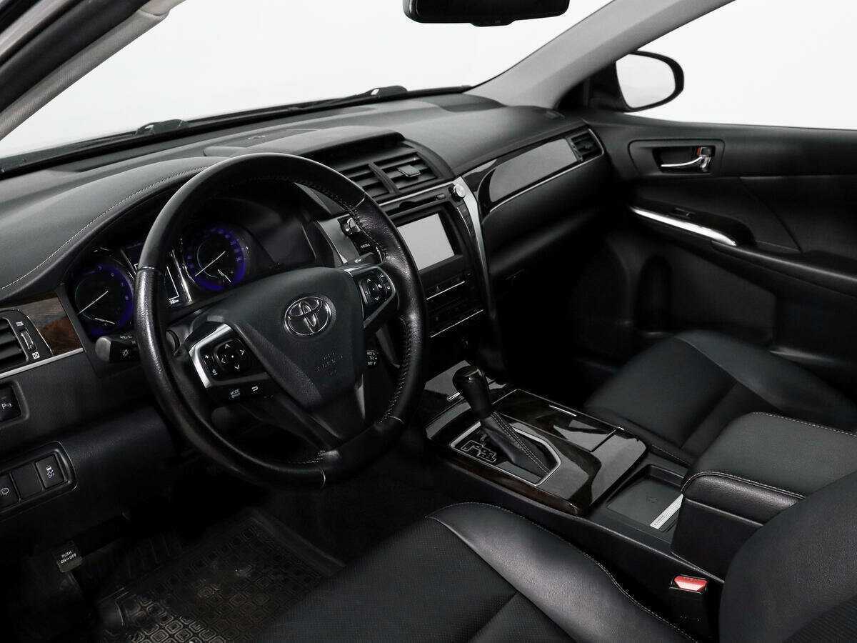 Toyota Camry 2016 года с пробегом. Фото: #8