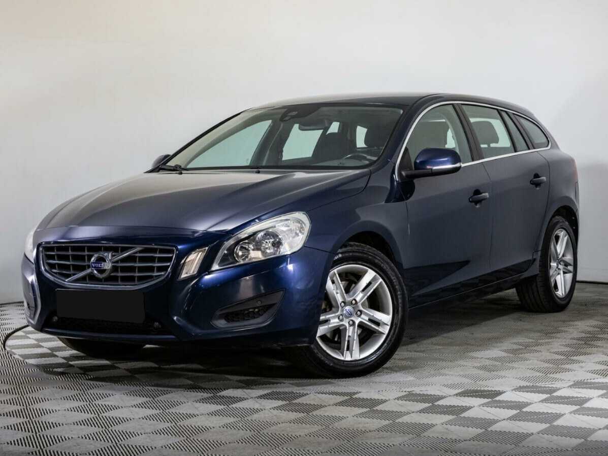 Volvo V60 2012 года с пробегом. Фото: #0