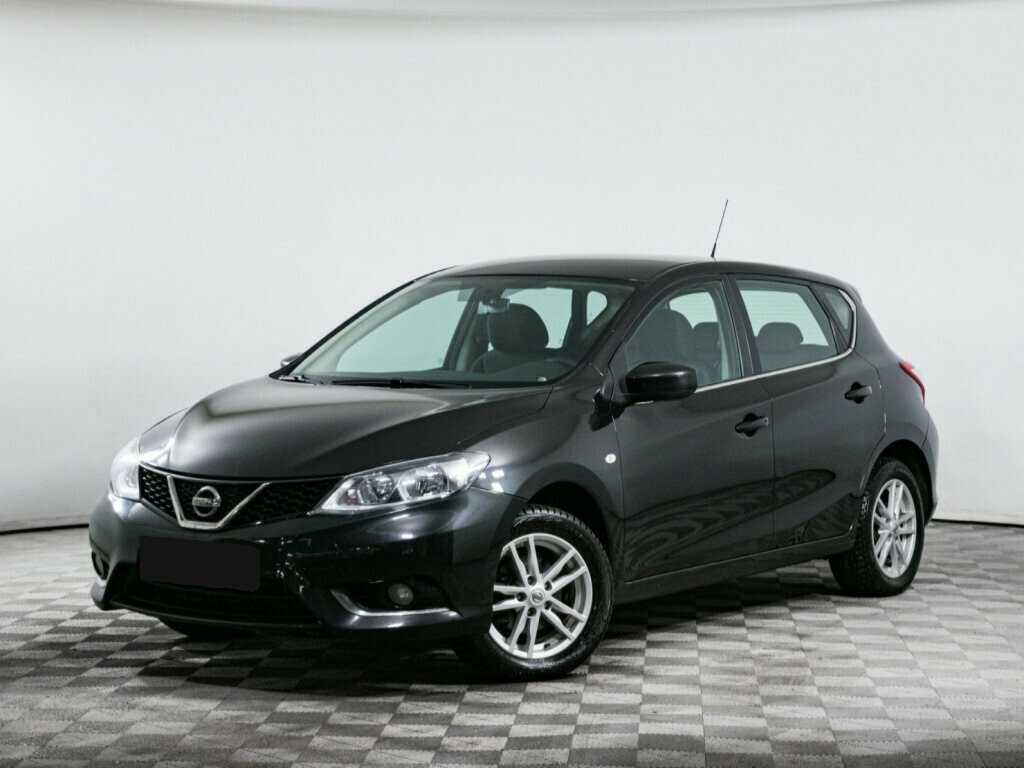 Nissan Tiida 2015 года с пробегом. Посмотреть фото