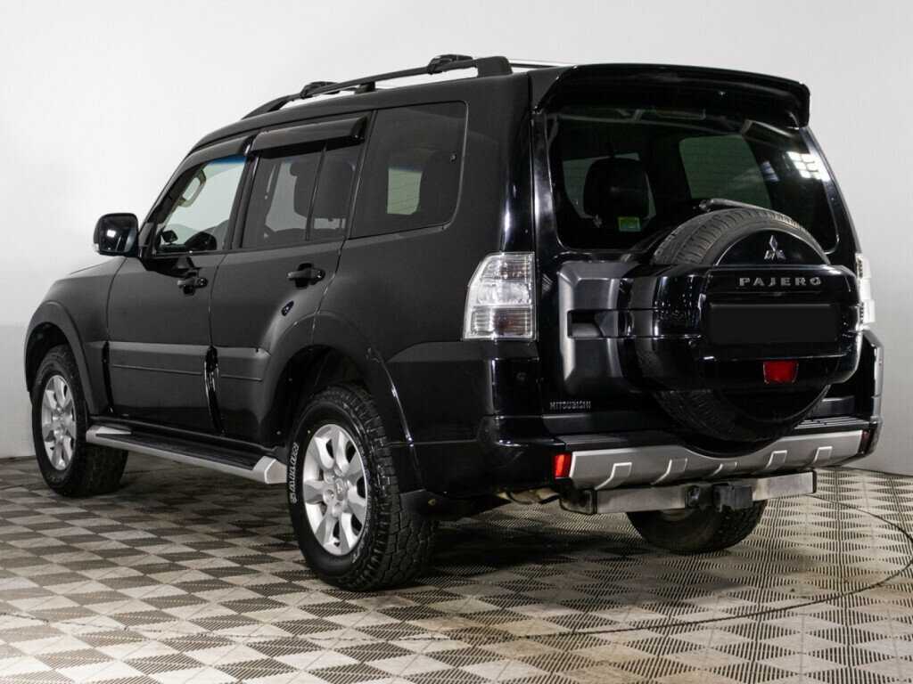 Mitsubishi Pajero 2013 года с пробегом. Фото: #9