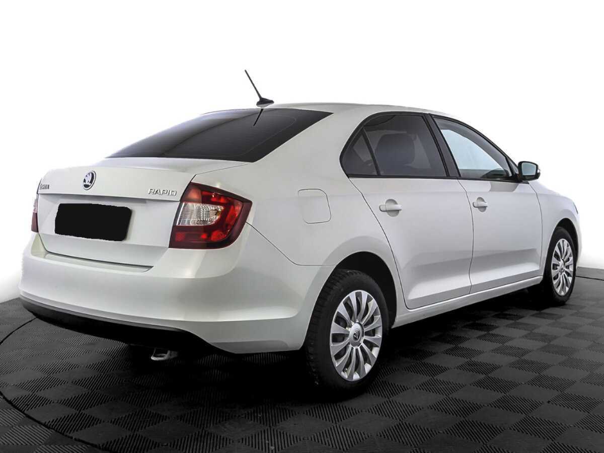 Skoda Rapid 2019 года с пробегом. Фото: #4