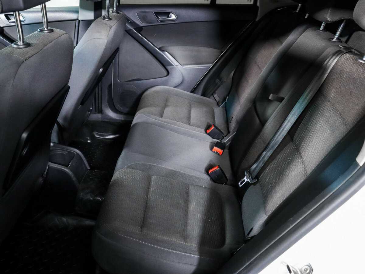 Volkswagen Tiguan 2015 года с пробегом. Фото: #9