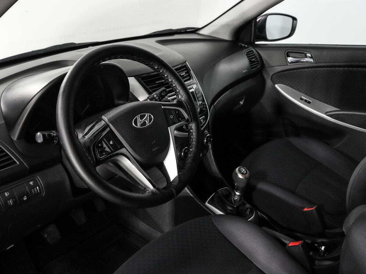 Hyundai Solaris 2013 года с пробегом. Фото: #8