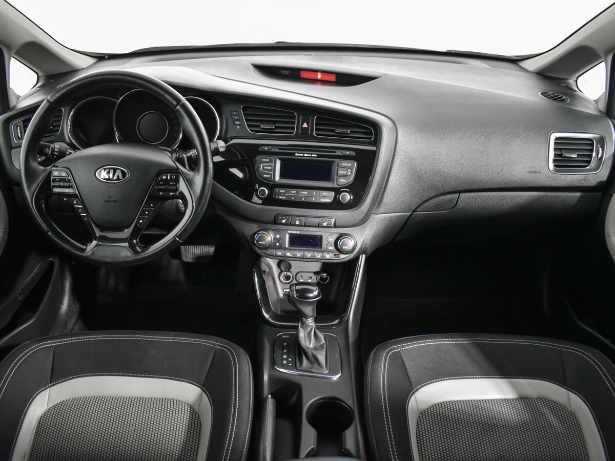 Kia Ceed 2013 года с пробегом. Фото: #12
