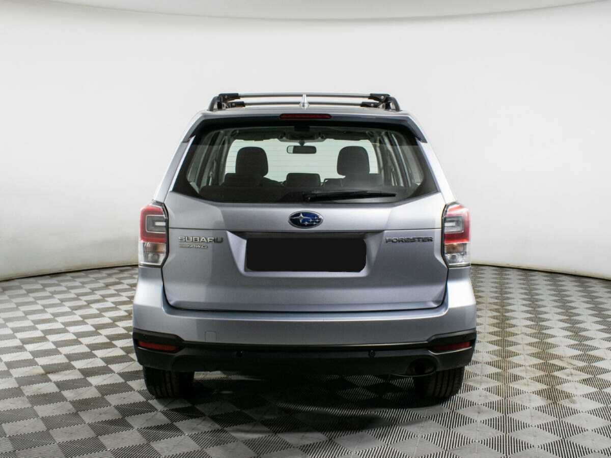 Subaru Forester 2017 года с пробегом. Фото: #4