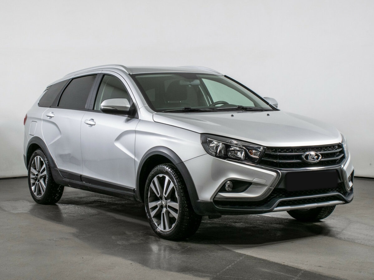 Lada (ВАЗ) Vesta 2021 года с пробегом. Фото: #2