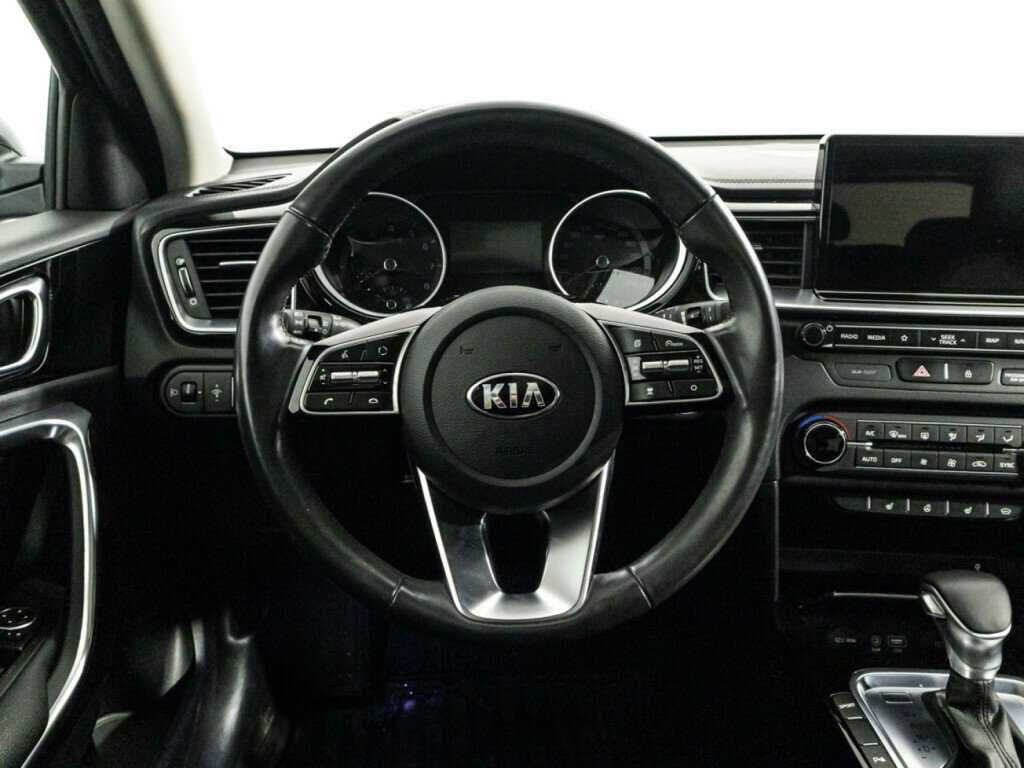 Kia Ceed 2020 года с пробегом. Фото: #22