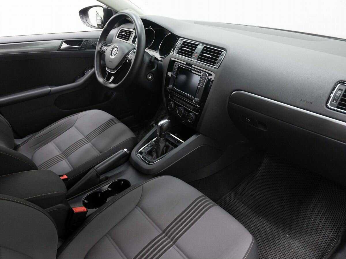 Volkswagen Jetta 2016 года с пробегом. Фото: #10