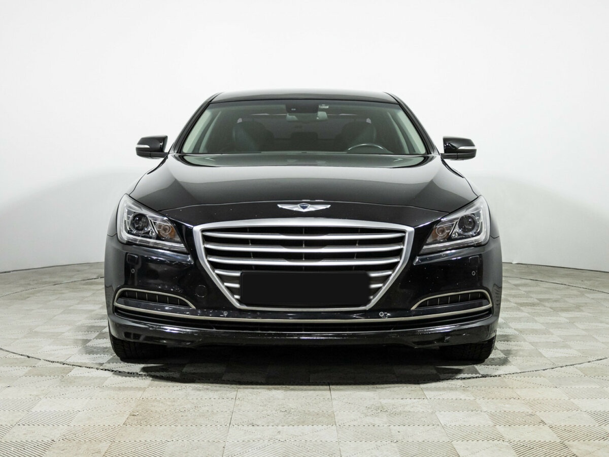 Hyundai Genesis 2015 года с пробегом. Фото: #1