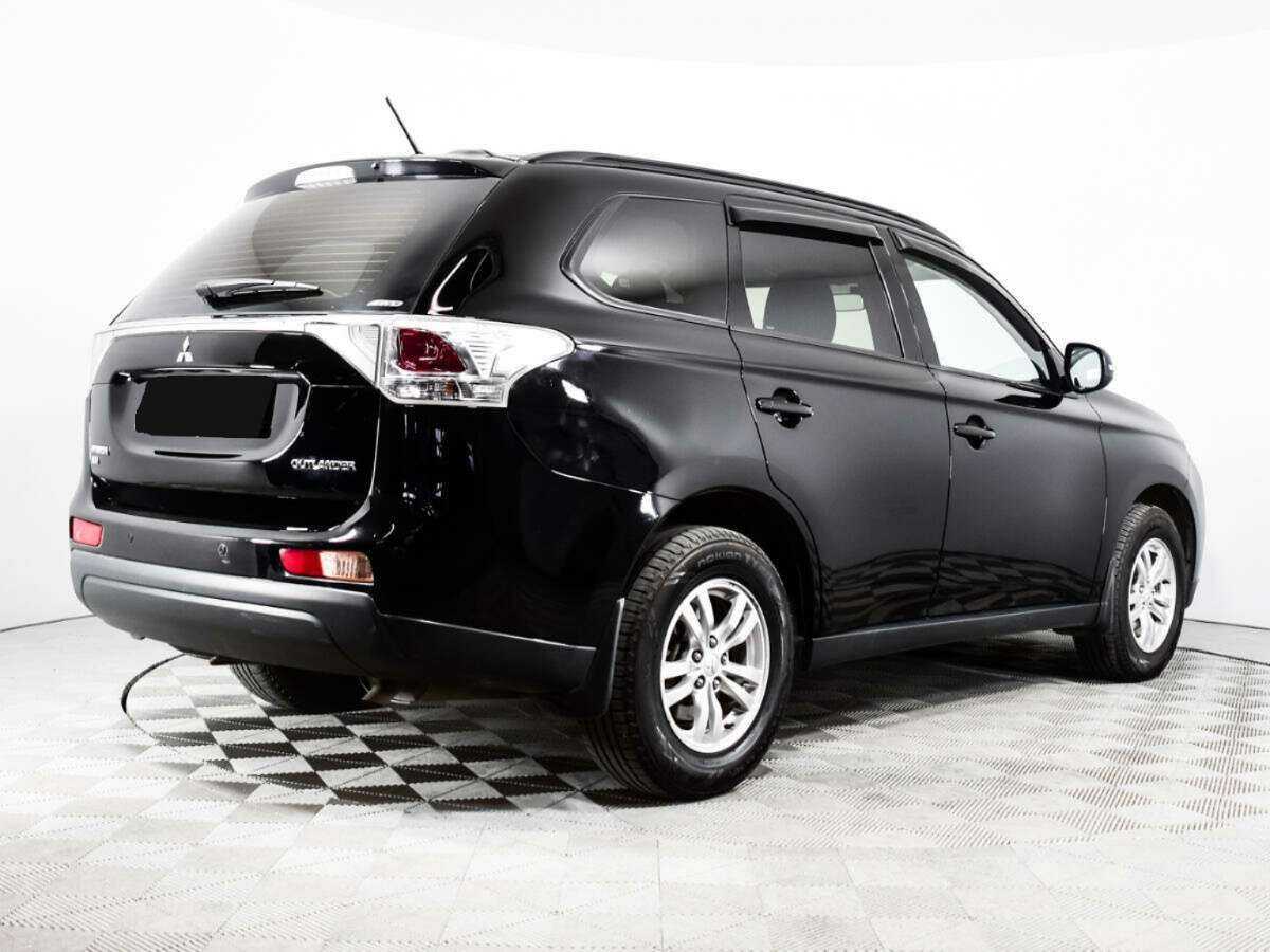 Mitsubishi Outlander 2013 года с пробегом. Фото: #4