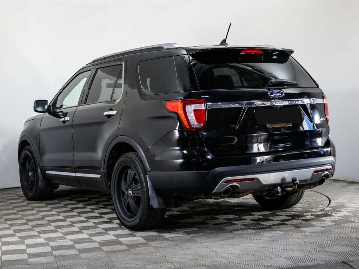 Ford Explorer 2017 года с пробегом. Фото: #5